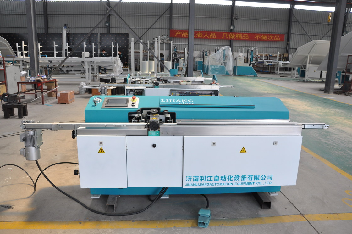 侮辱の生産ラインのための強力で熱い溶解のブチル機械/ブチルの押出機機械