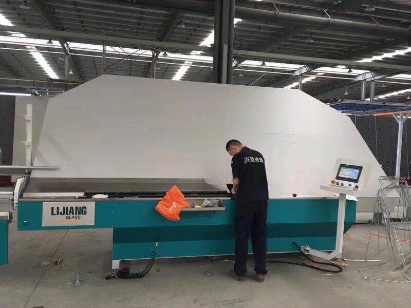 二重ガラス生産ラインのための自動ステンレス鋼のスペーサの曲がる機械