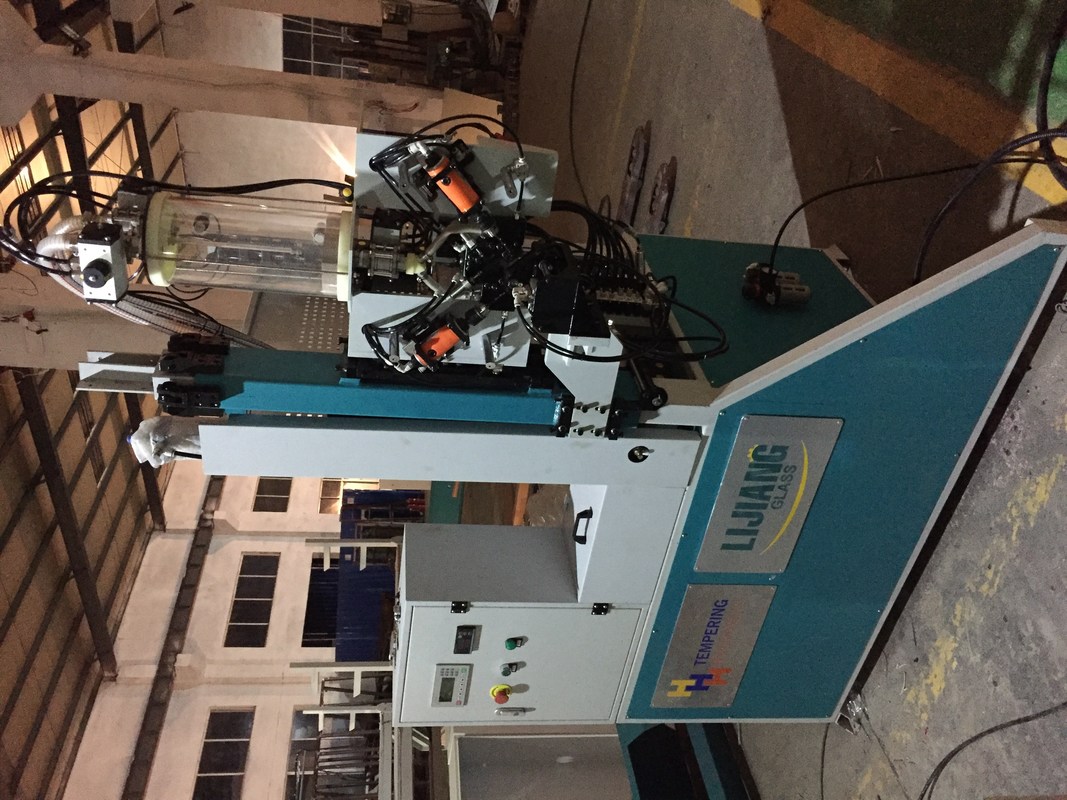 乾燥性がある充填機は自動的にスペーサ フレームのドリル孔の行為を自動的に達成できます