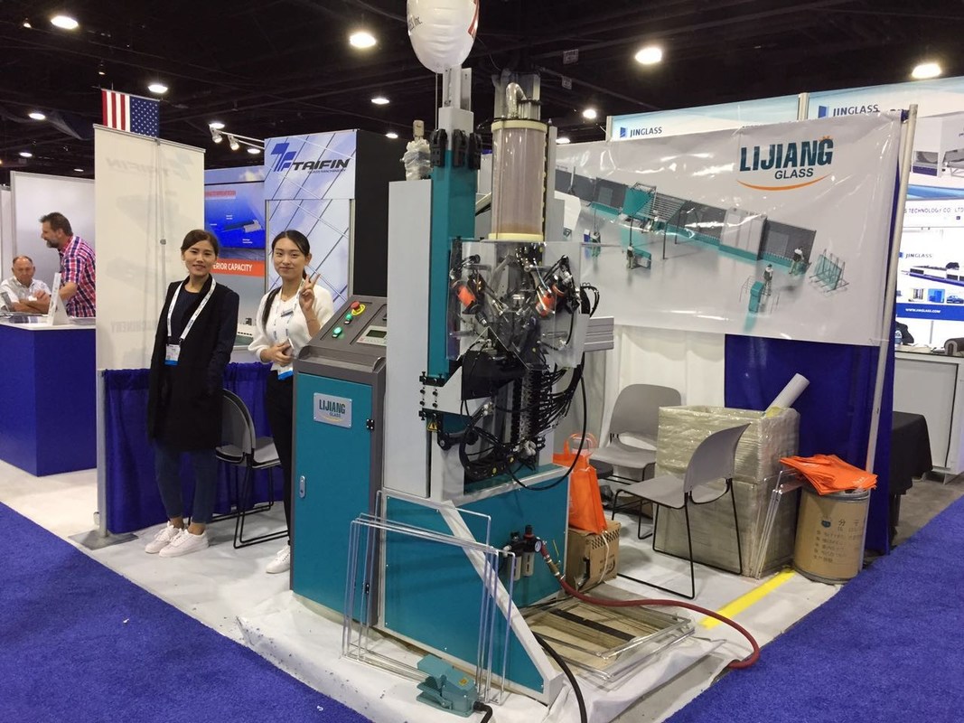 乾燥性がある充填機は自動的にスペーサ フレームのドリル孔の行為を自動的に達成できます