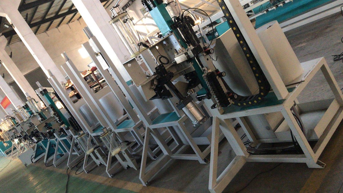 乾燥性がある充填機は自動的にスペーサ フレームのドリル孔の行為を自動的に達成します