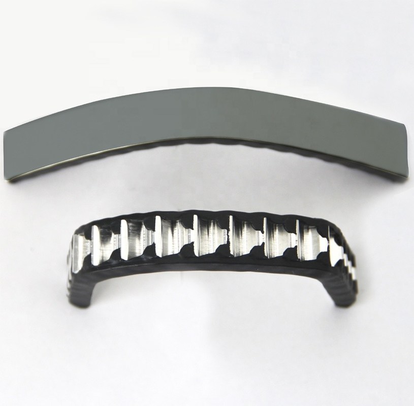 ガラス生産の物質的で暖かい端のThechnolgyの絶縁のButylアルミニウム スペーサ二番目に密封する必要性無し